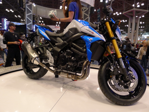 suzuki gsxs750 2015