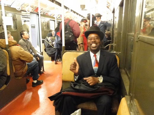 smiling man subway 520